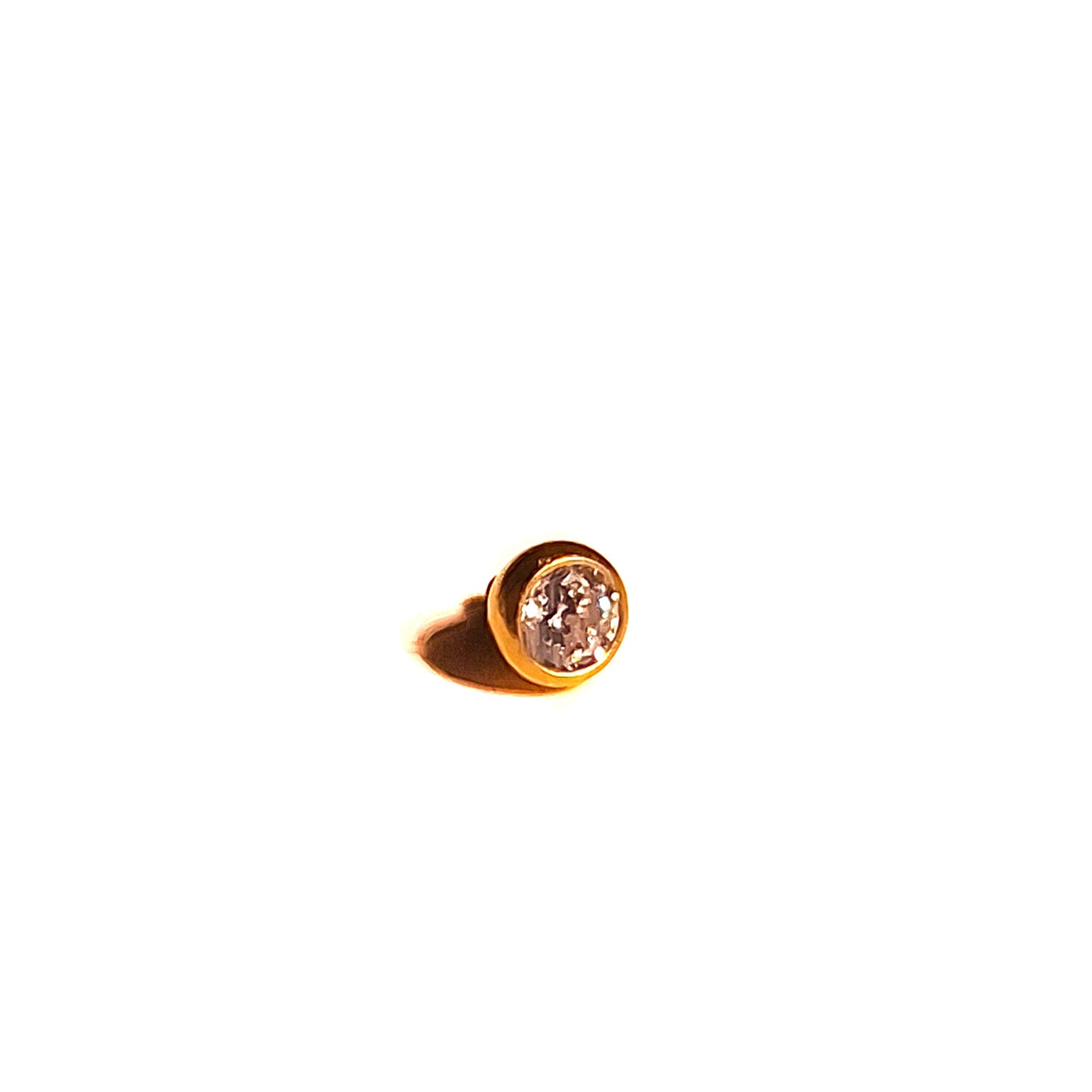 Puce interne dorée strass blanche ronde mini