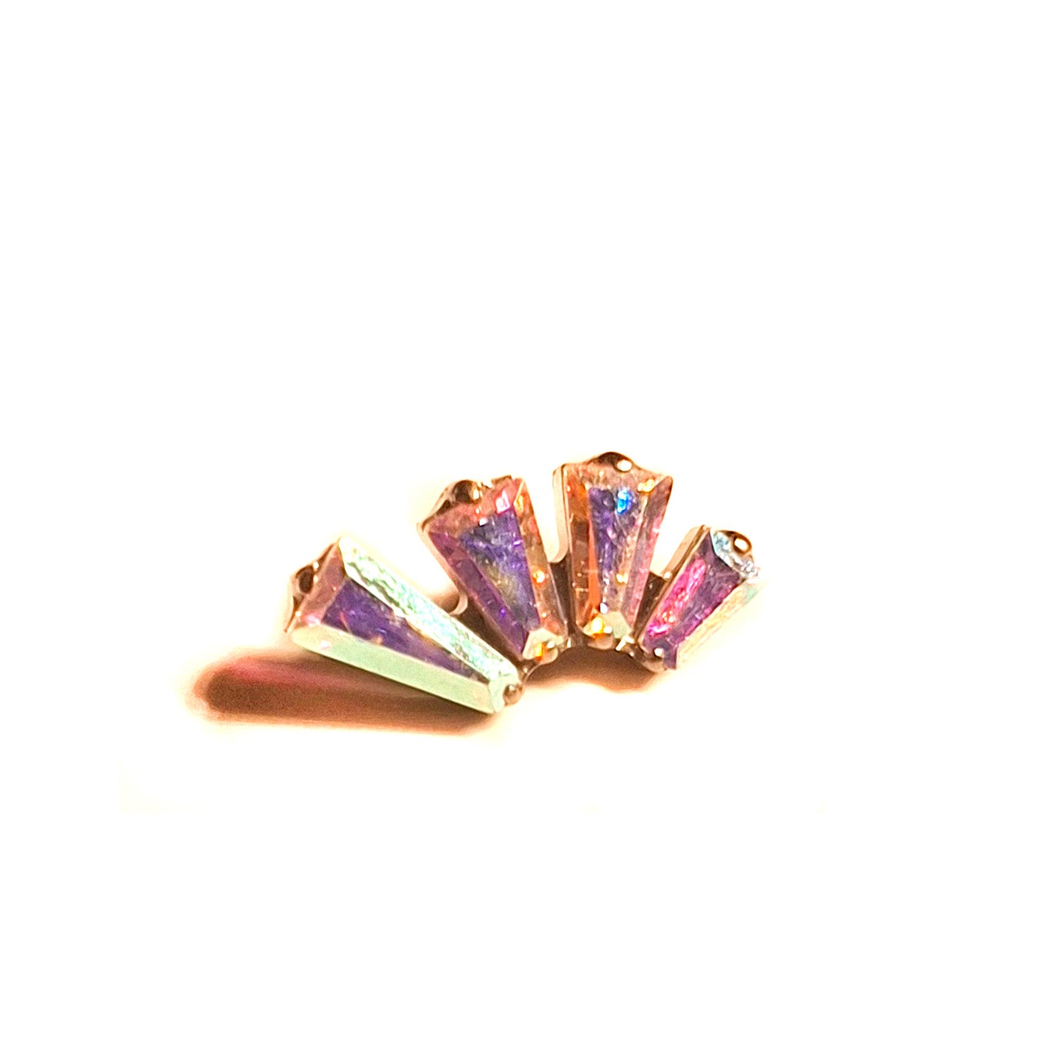 Puce interne dorée avec quatre pierres rectangulaires abalone